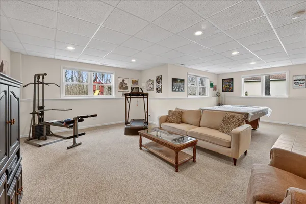 $449,900 | 2116 Scenic Hills Drive, Jackson, MI 49201