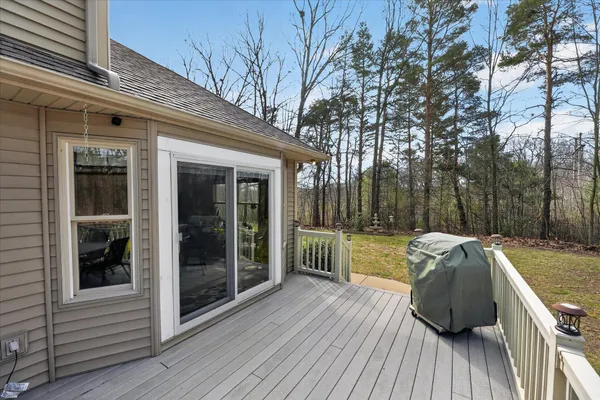 $449,900 | 2116 Scenic Hills Drive, Jackson, MI 49201