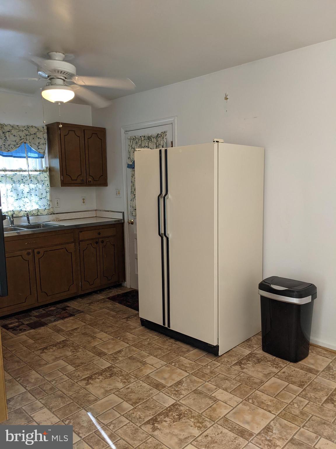 22071 Fox Ridge Road Lexington Park, MD 20653 - Photo 11 of 15 Dining area in Kitchen