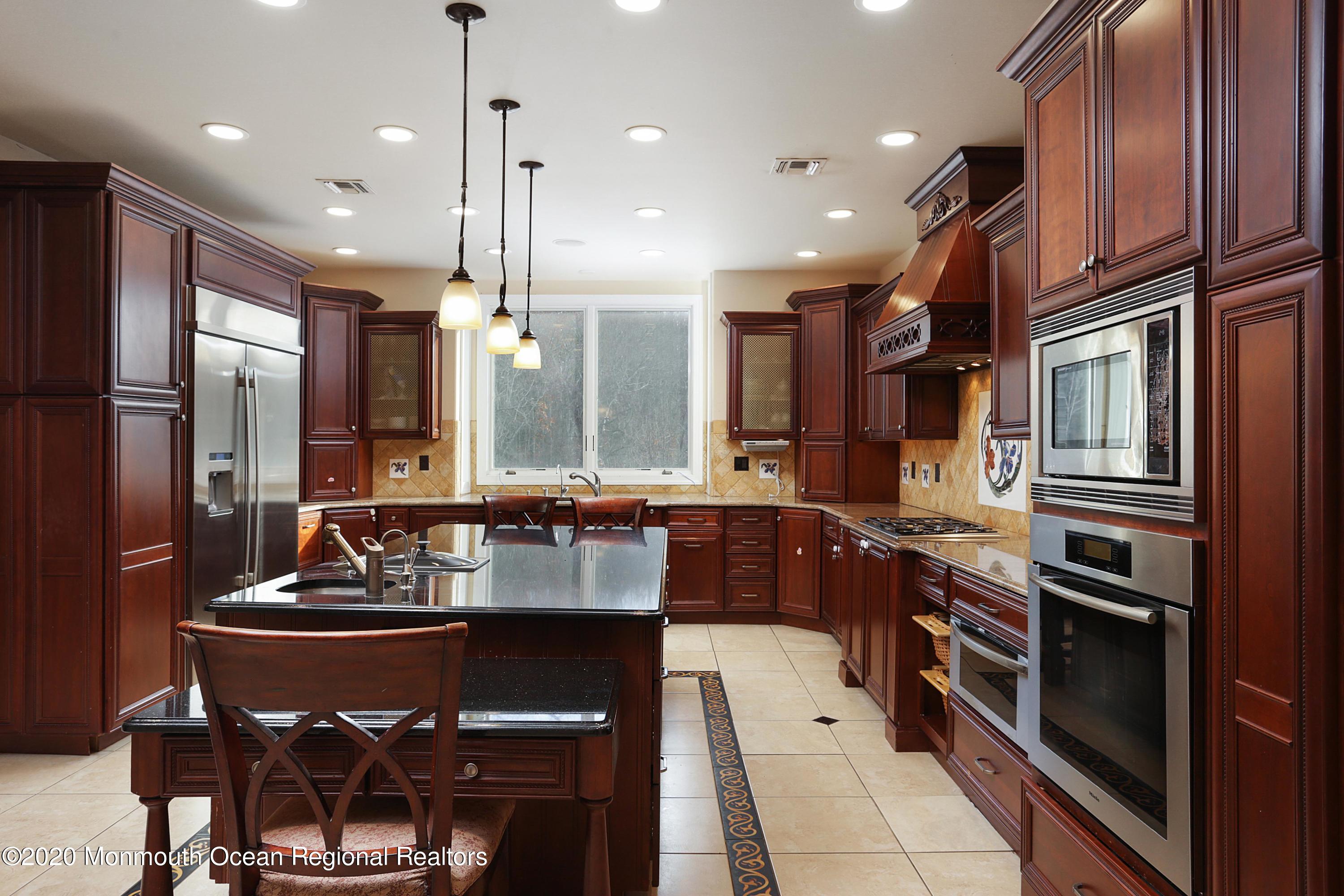140 Highland Ridge Road Manalapan, NJ 07726 - Photo 12 of 49 IMG_7151