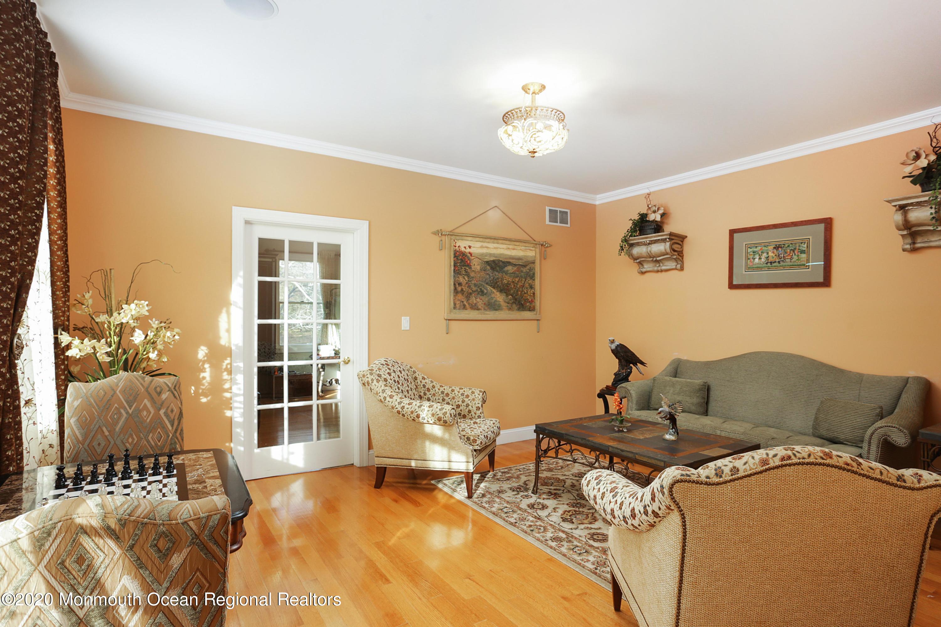 140 Highland Ridge Road Manalapan, NJ 07726 - Photo 17 of 49 IMG_7117