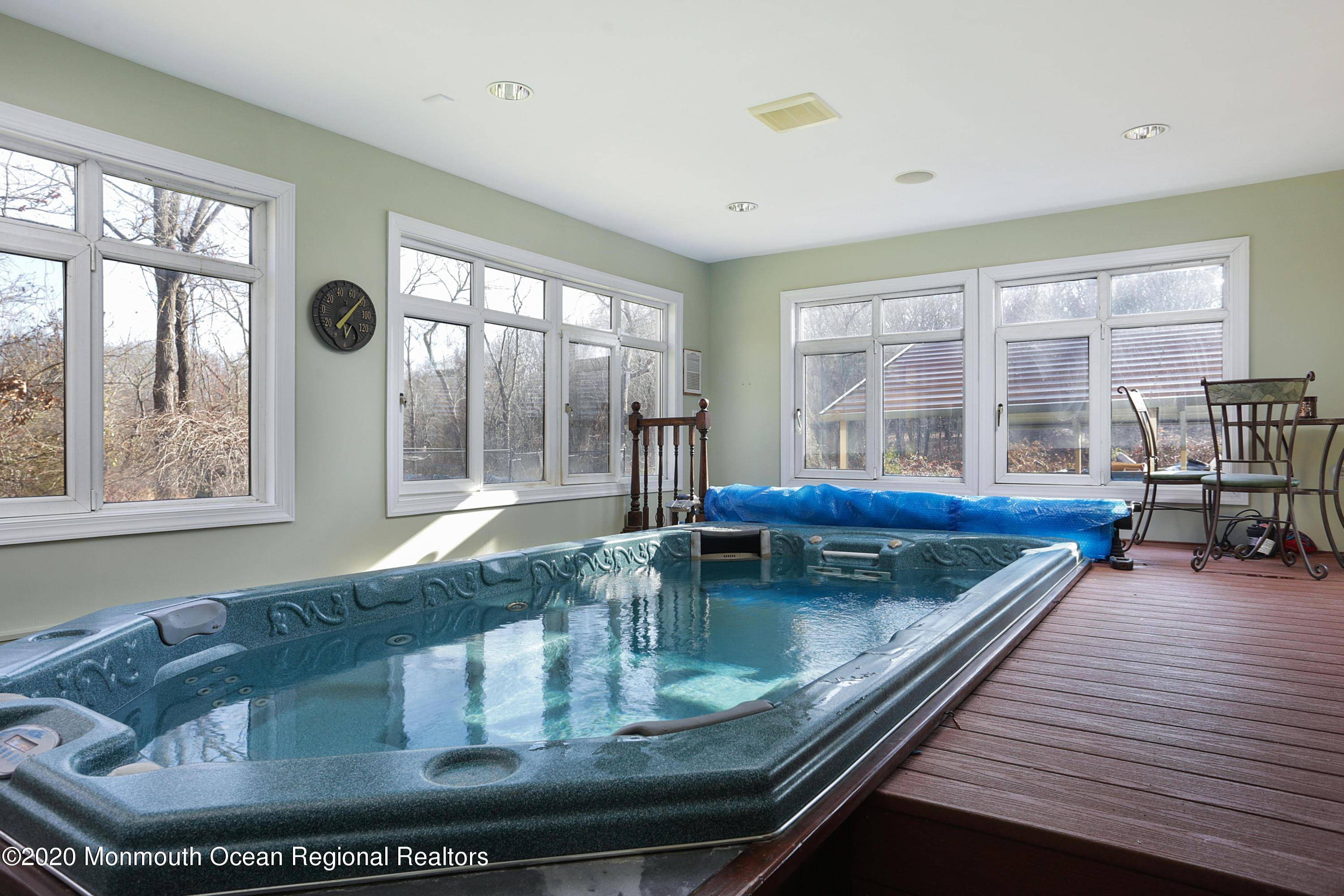 140 Highland Ridge Road Manalapan, NJ 07726 - Photo 21 of 49 IMG_3810
