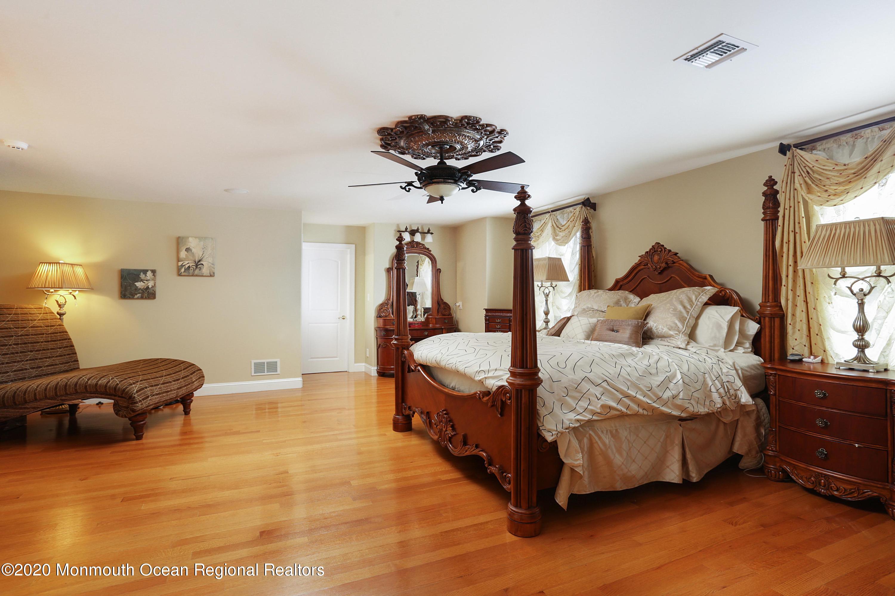 140 Highland Ridge Road Manalapan, NJ 07726 - Photo 24 of 49 IMG_7200