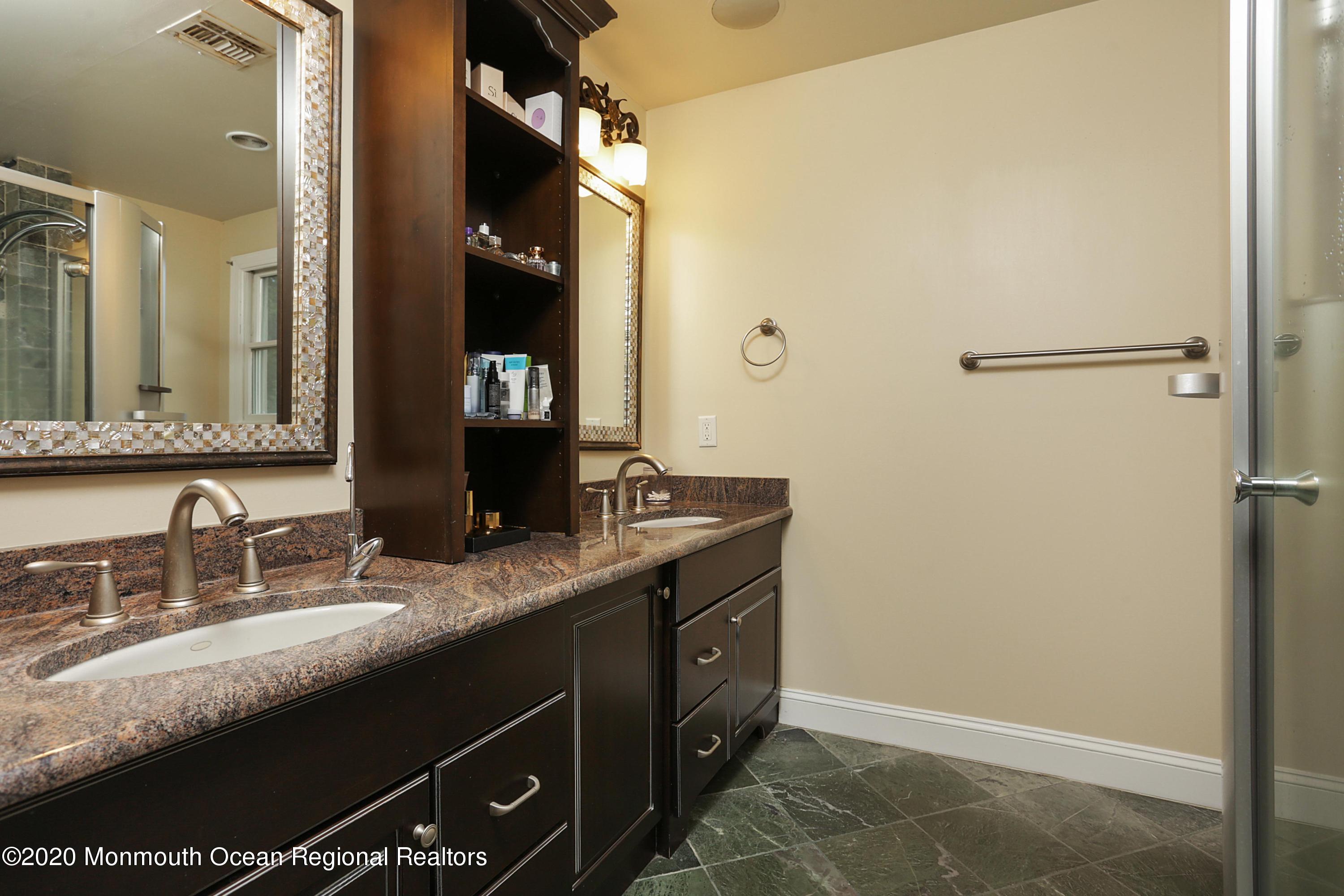 140 Highland Ridge Road Manalapan, NJ 07726 - Photo 33 of 49 IMG_7240