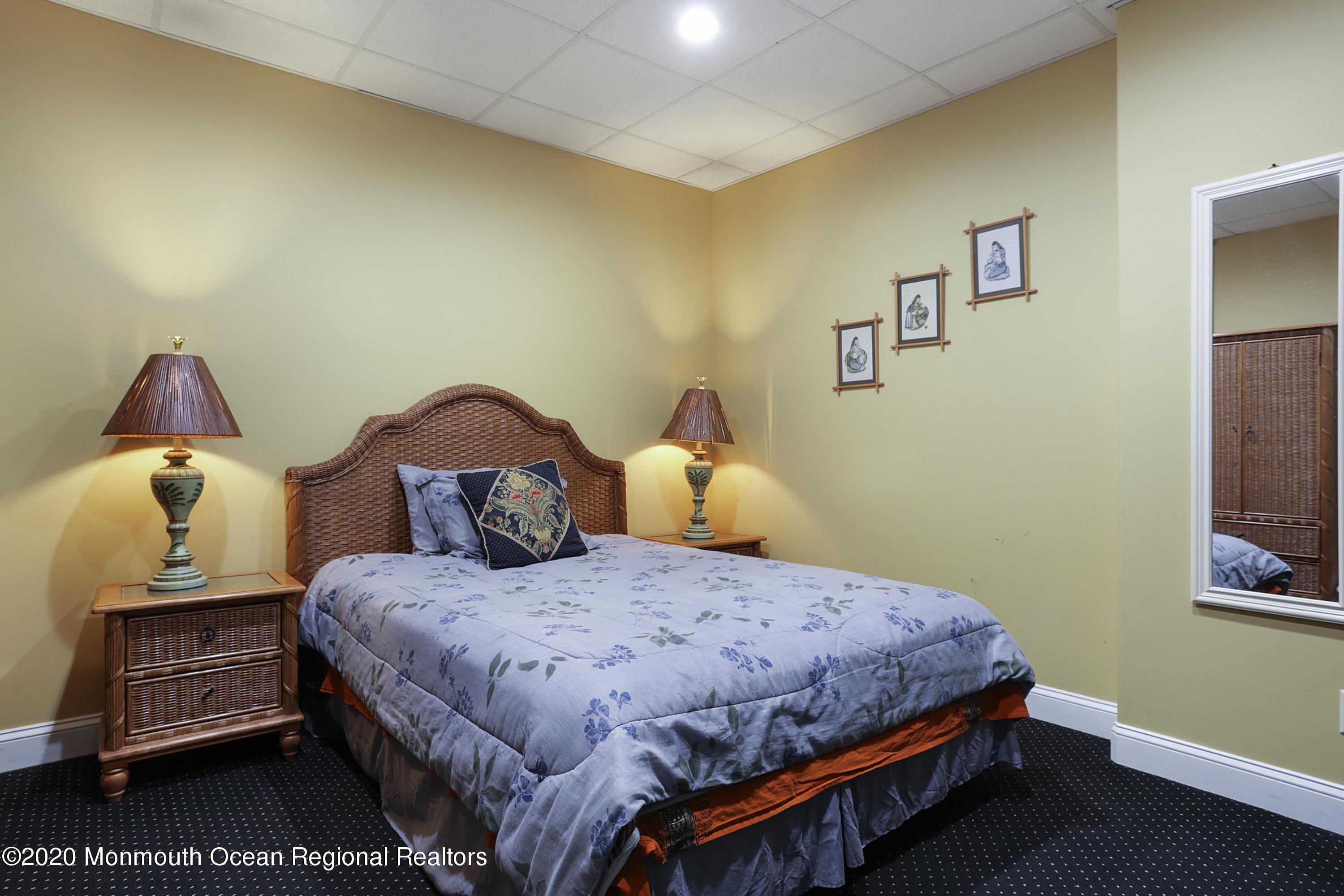 140 Highland Ridge Road Manalapan, NJ 07726 - Photo 39 of 49 IMG_7289