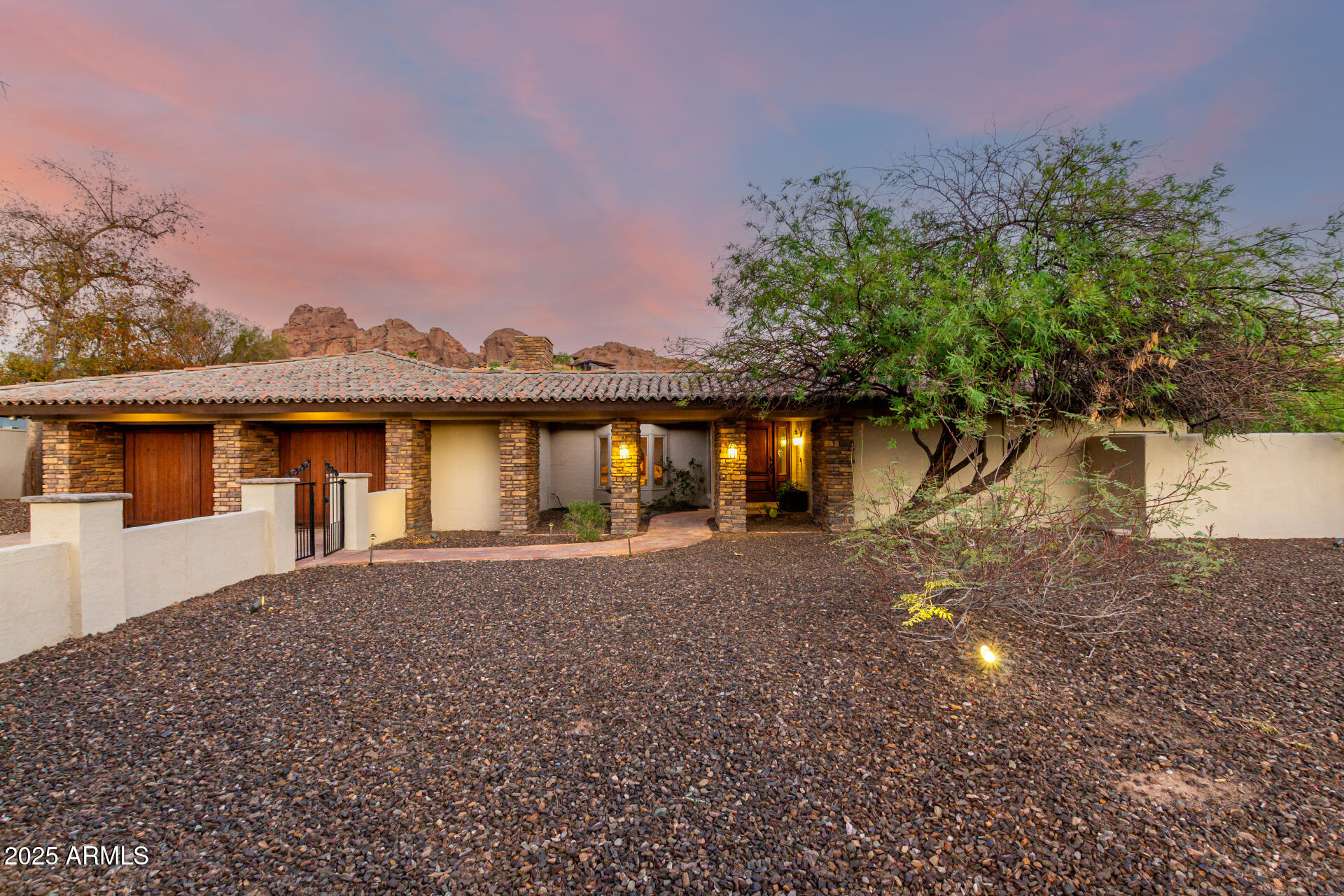 5803 North 45th Street Phoenix, AZ 85018 - Photo 17 of 72 16 - Front Sunset