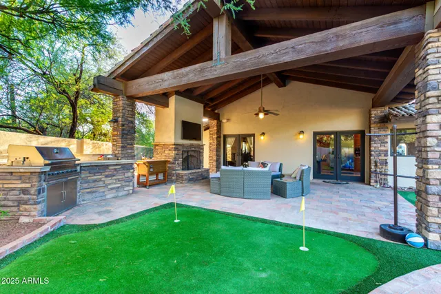 $1,925,000 | 5803 North 45th Street, Phoenix, AZ 85018