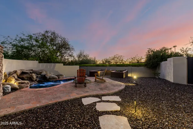 $1,925,000 | 5803 North 45th Street, Phoenix, AZ 85018