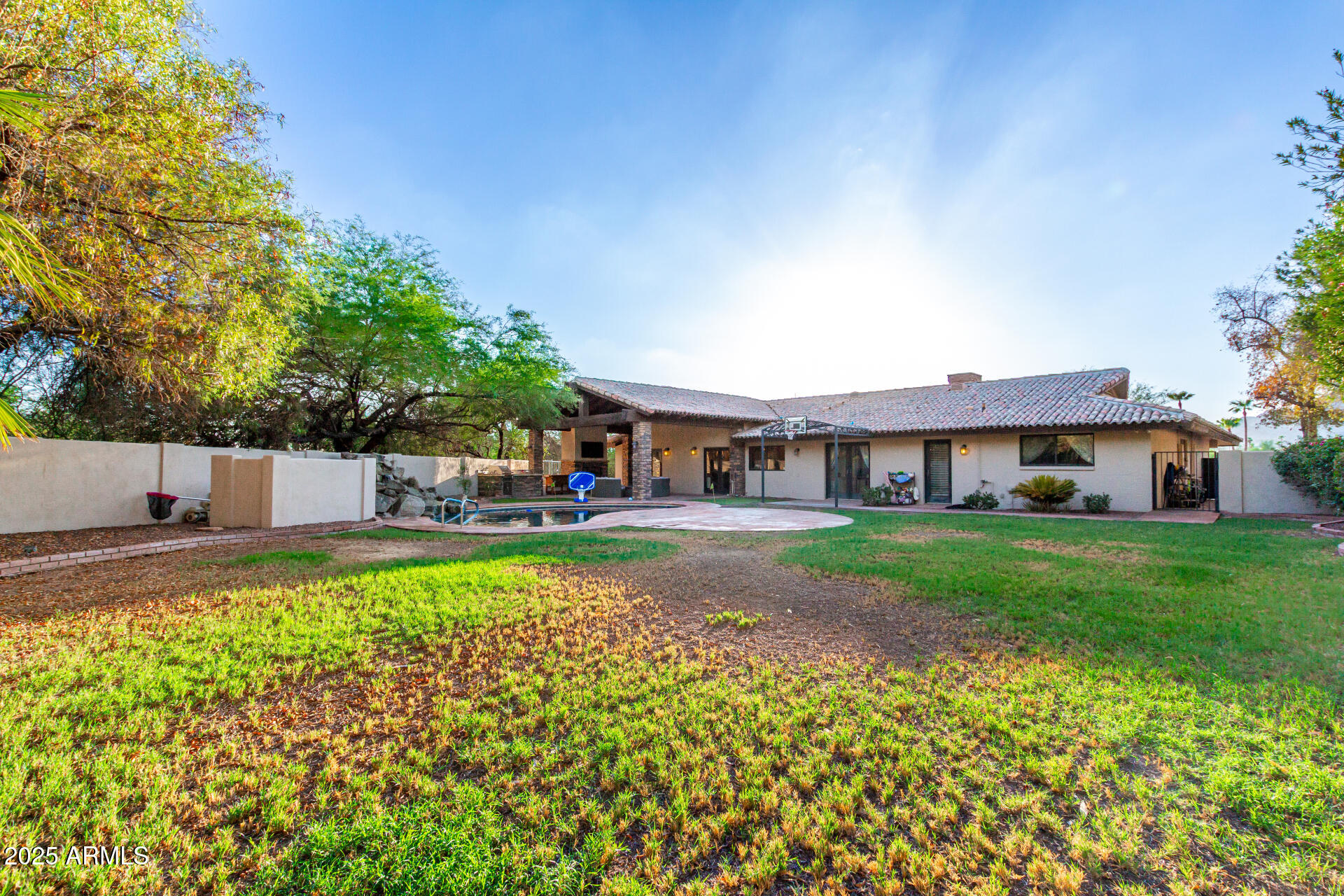 5803 North 45th Street Phoenix, AZ 85018 - Photo 62 of 72 a front view of a house with garden