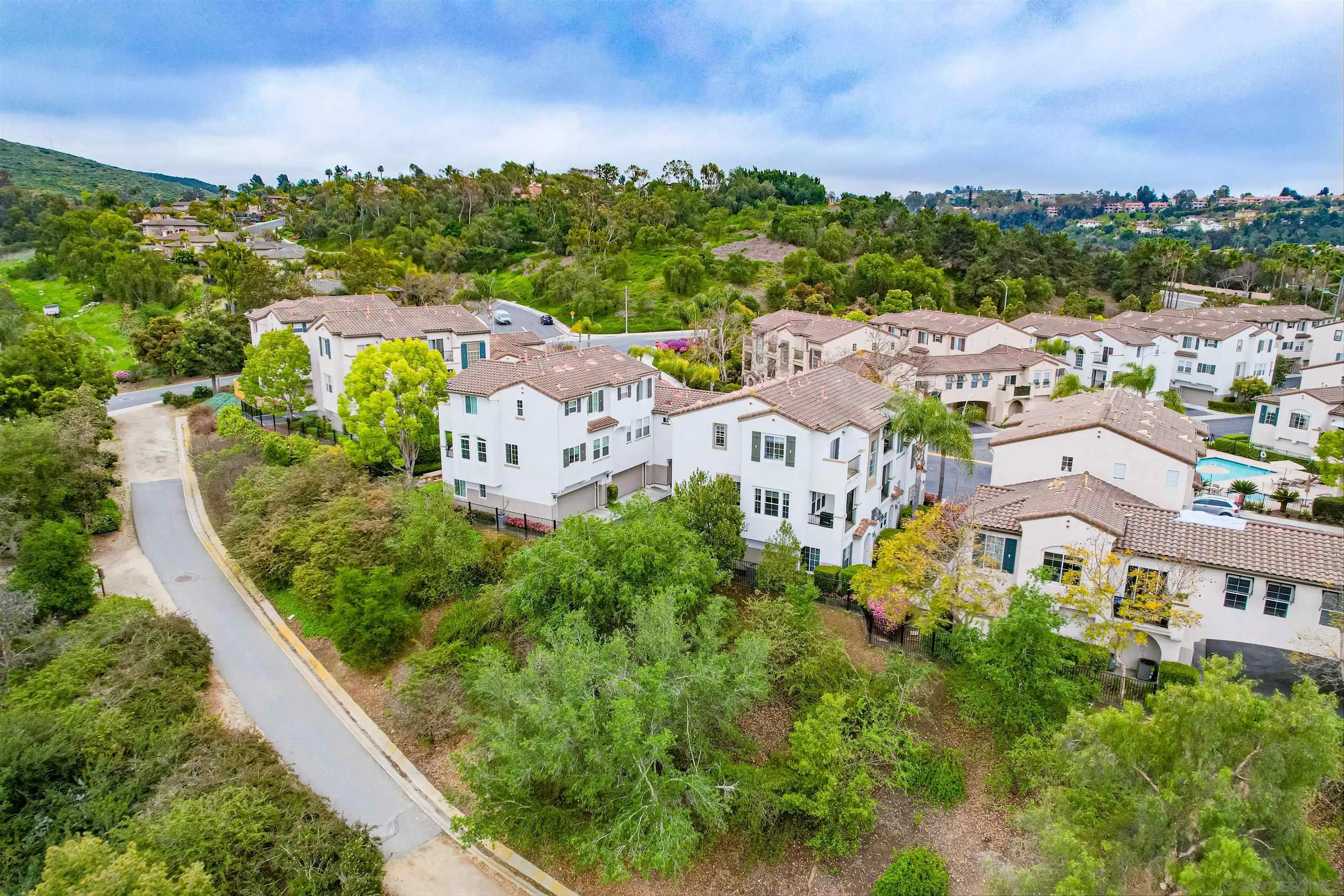 3147 Via Puerta Carlsbad, CA 92009 - Photo 5 of 32 a view of city