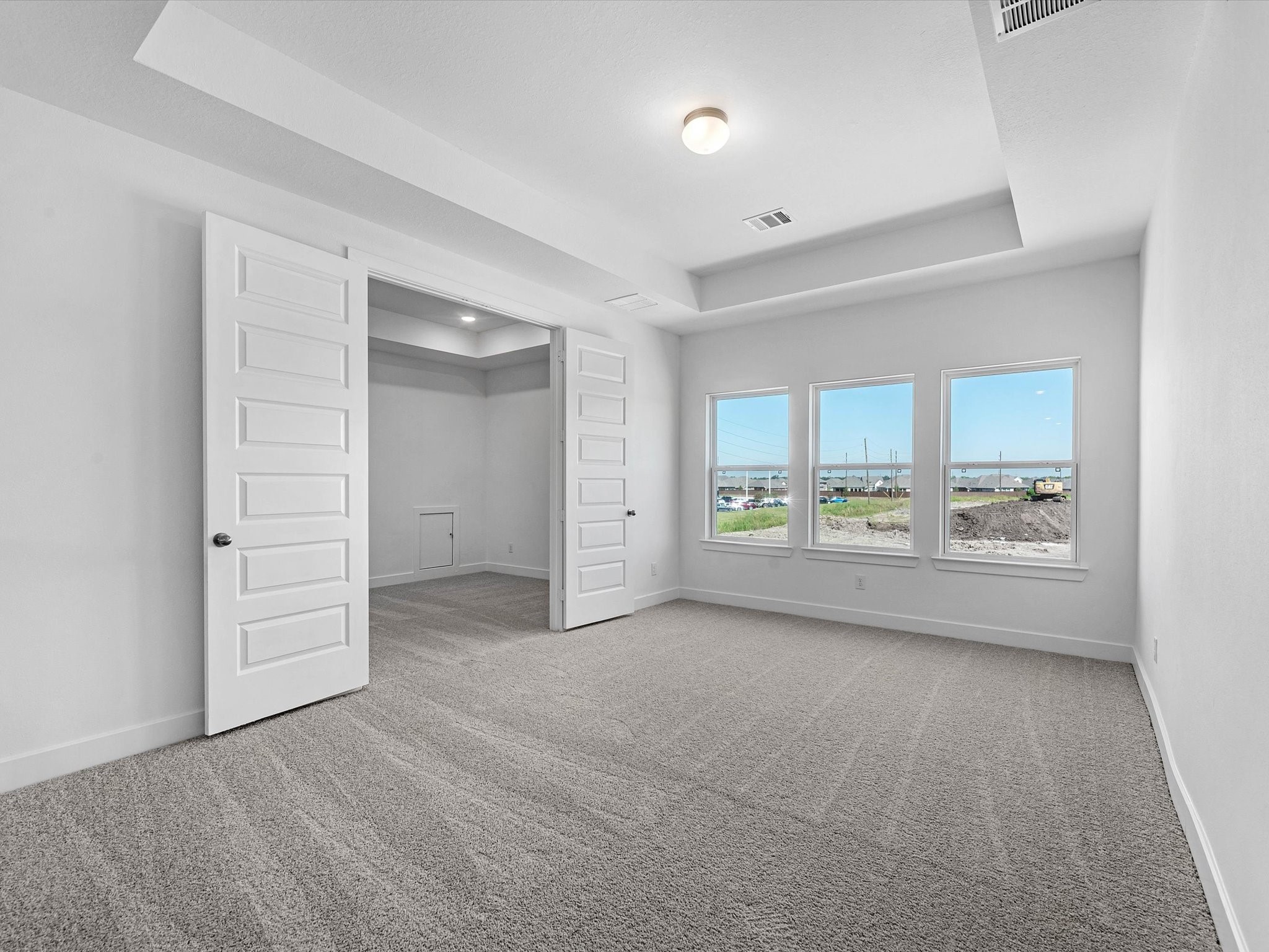 9118 Colonnade Way Manvel, TX 77578 - Photo 19 of 31 a view of an empty room with a window