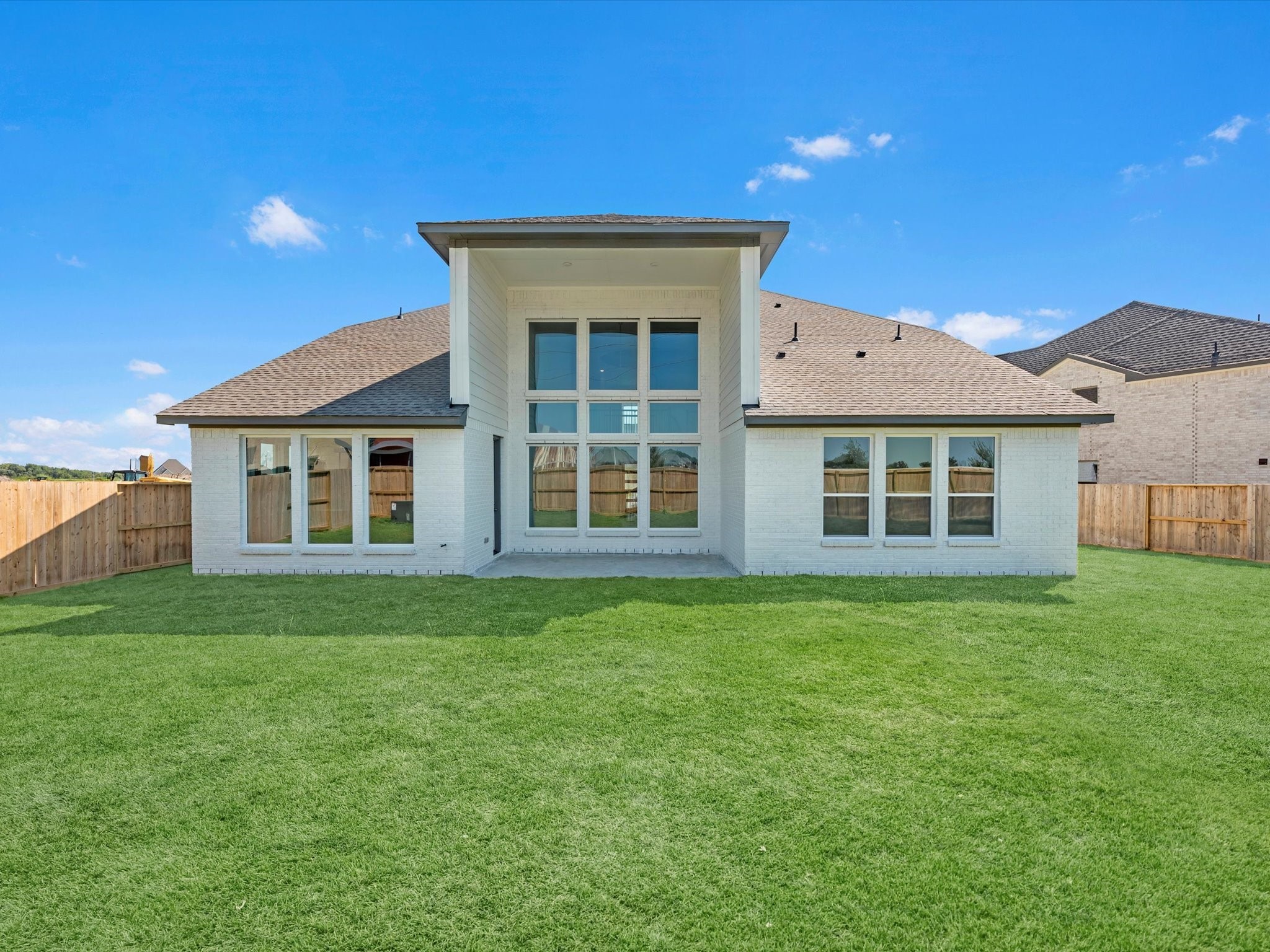 9118 Colonnade Way Manvel, TX 77578 - Photo 23 of 31 a front view of a house with a garden