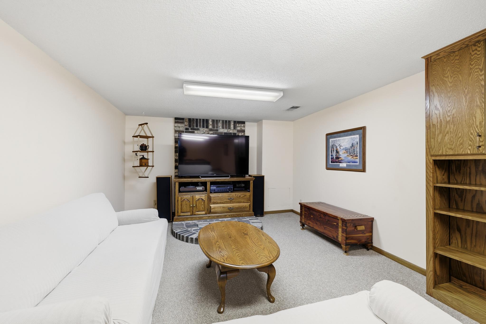 5356 Holiday Road Minnetonka, MN 55345 - Photo 27 of 43