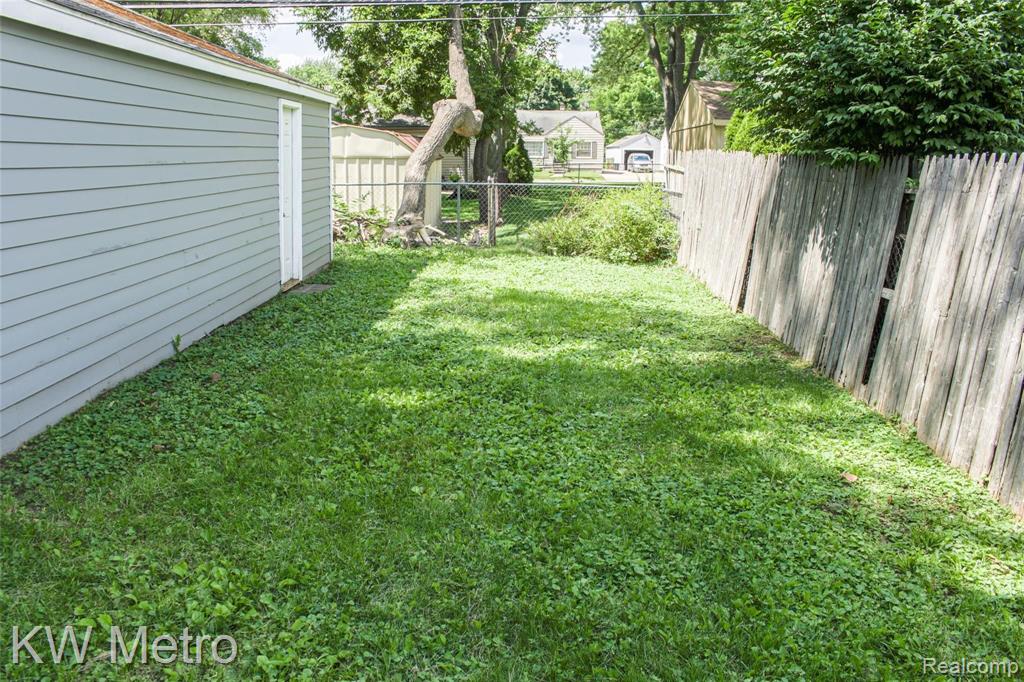 1522 South Campbell Road Royal Oak, MI 48067 - Photo 35 of 39