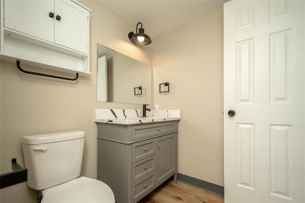 820 East 1000th Road Lawrence, KS 66047 - Photo 30 of 91