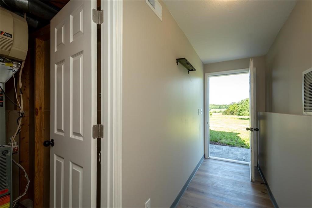 820 East 1000th Road Lawrence, KS 66047 - Photo 33 of 91