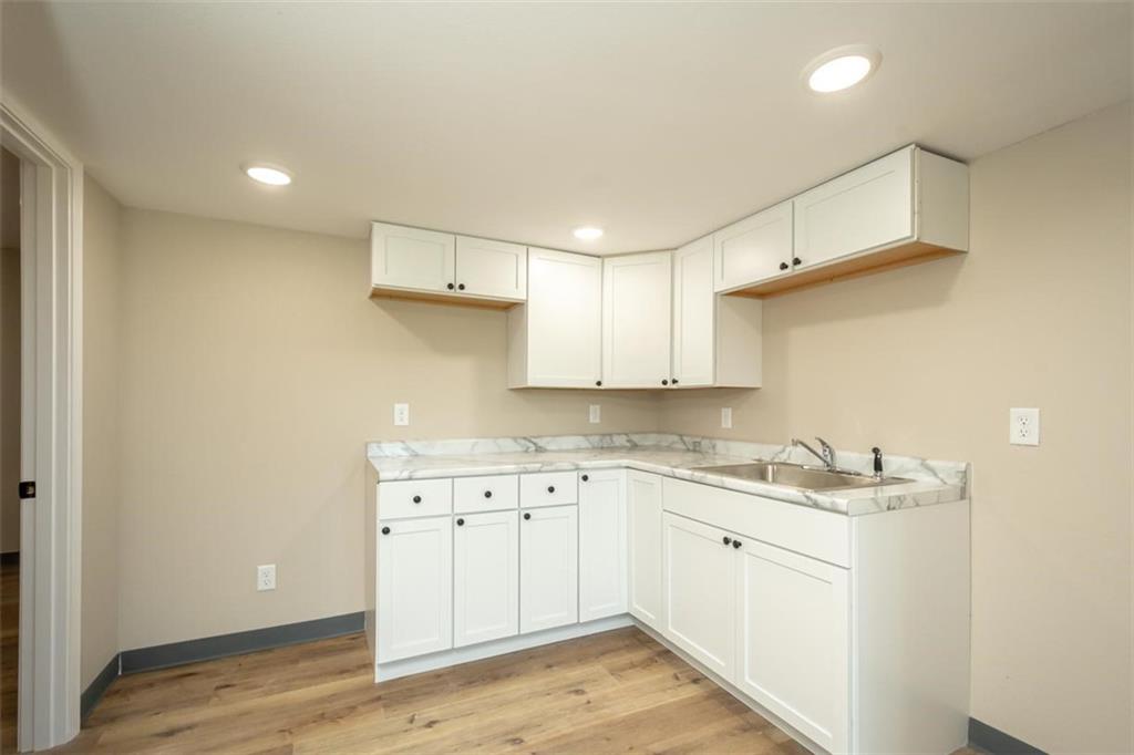 820 East 1000th Road Lawrence, KS 66047 - Photo 38 of 91