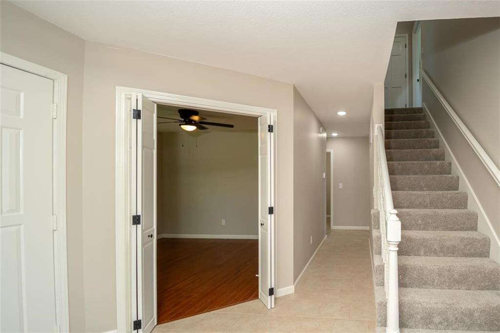 820 East 1000th Road Lawrence, KS 66047 - Photo 6 of 91
