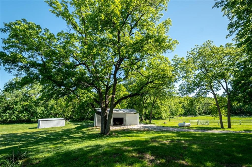 820 East 1000th Road Lawrence, KS 66047 - Photo 61 of 91