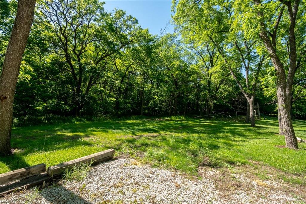 820 East 1000th Road Lawrence, KS 66047 - Photo 63 of 91