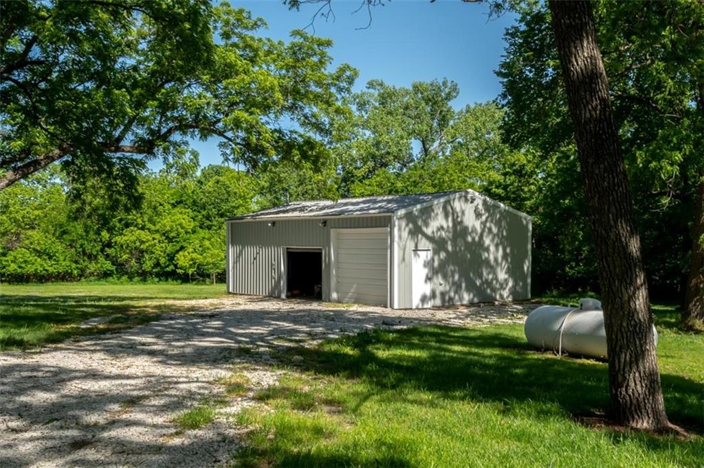 820 East 1000th Road Lawrence, KS 66047 - Photo 67 of 91