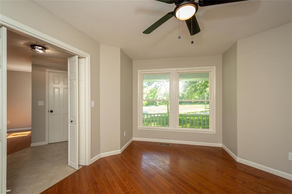 820 East 1000th Road Lawrence, KS 66047 - Photo 9 of 91