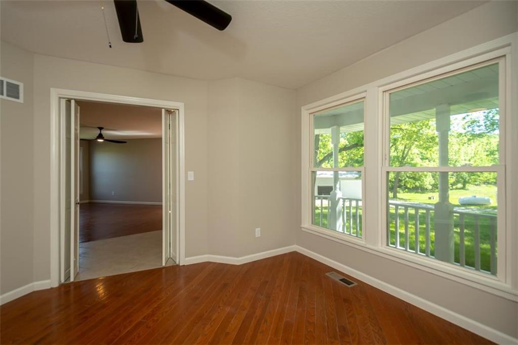 820 East 1000th Road Lawrence, KS 66047 - Photo 10 of 91