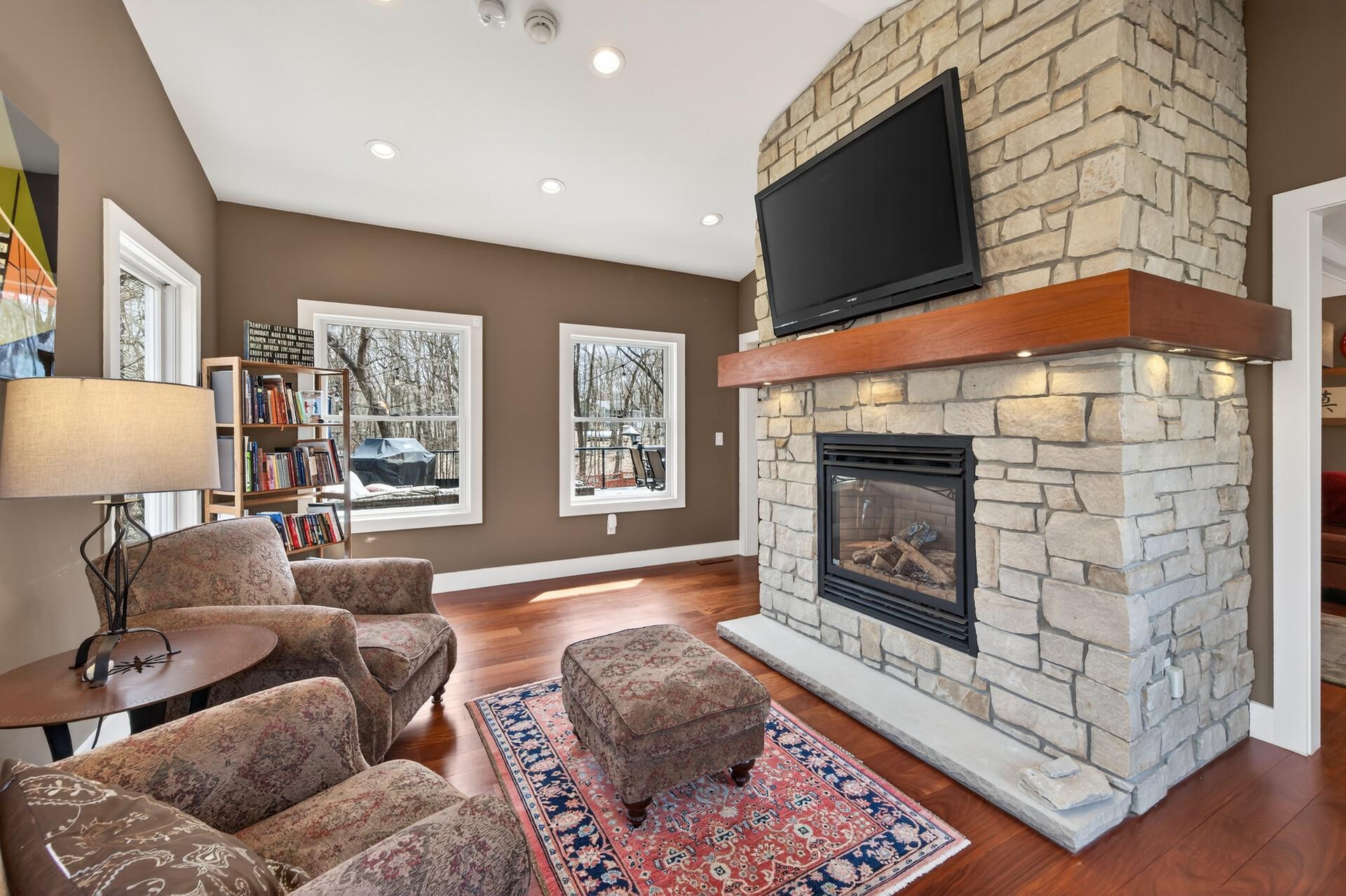 19055 Ridgewood Road Deephaven, MN 55391 - Photo 28 of 101