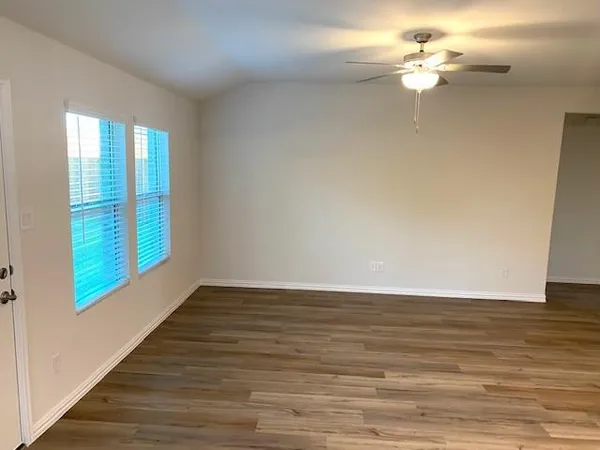 $2,700 | 1902 Canyon Lane, Melissa, TX 75454