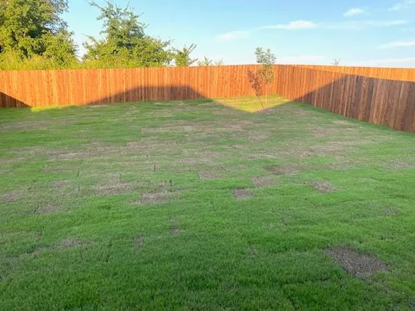 $2,700 | 1902 Canyon Lane, Melissa, TX 75454