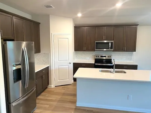 $2,700 | 1902 Canyon Lane, Melissa, TX 75454