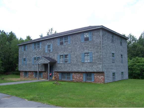 606 Borough Road Pembroke, NH 03275 - Photo 1 of 8