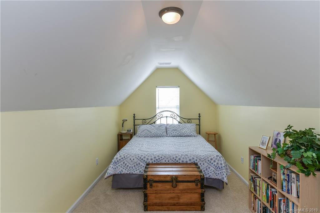 919 Reigate Road Charlotte, NC 28262 - Photo 19 of 22 Gallery Image 19