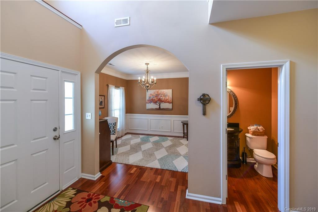 919 Reigate Road Charlotte, NC 28262 - Photo 6 of 22 Gallery Image 6