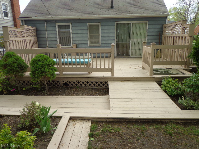 4238 Stilmore Road Cleveland, OH 44121 - Photo 17 of 18