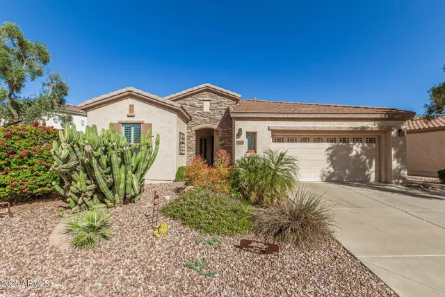 $589,900 | 4222 East Indigo Street, Gilbert, AZ 85298