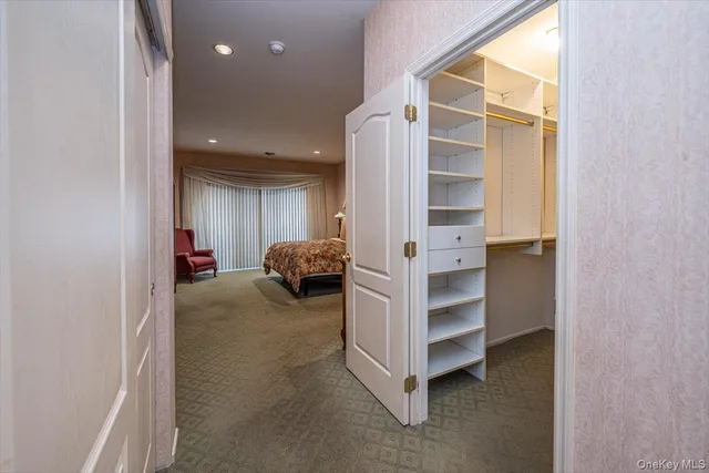 $709,999 | 37 Windwatch Drive, Hauppauge, NY 11788