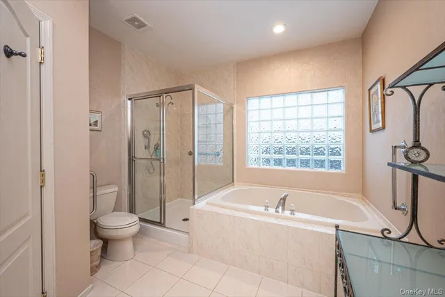 $709,999 | 37 Windwatch Drive, Hauppauge, NY 11788