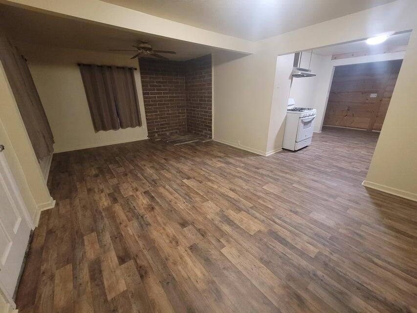 2104 Spring Street Medford, OR 97504 - Photo 13 of 24 10