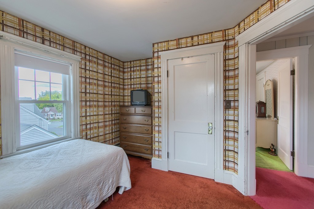 10 Barrett Road Peabody, MA 01960 - Photo 16 of 27 Gallery Image 16