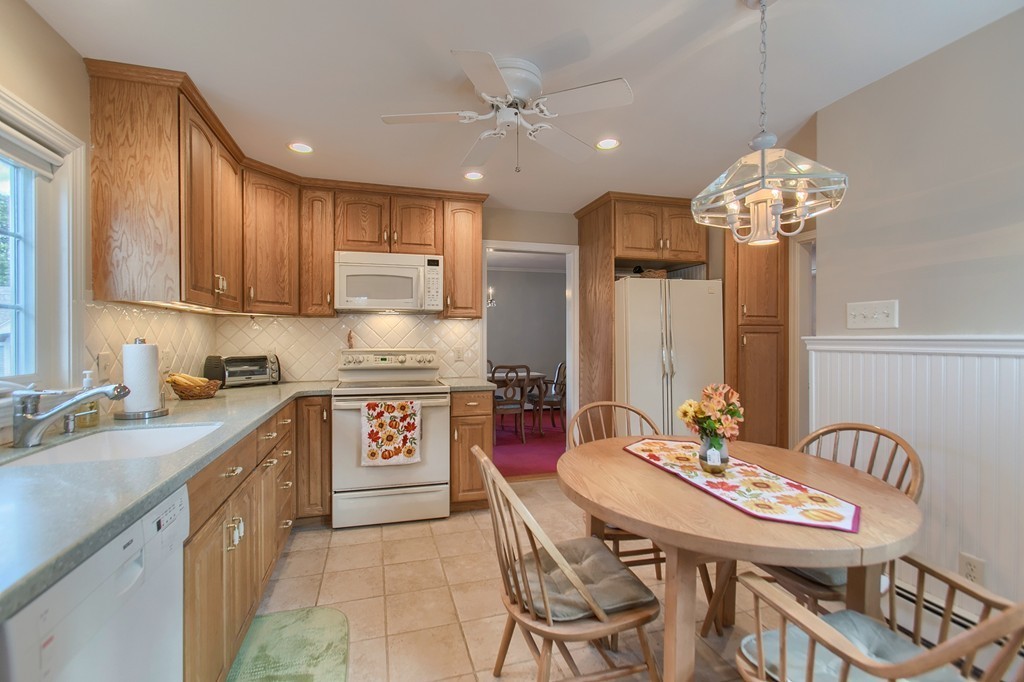 10 Barrett Road Peabody, MA 01960 - Photo 9 of 27 Gallery Image 9