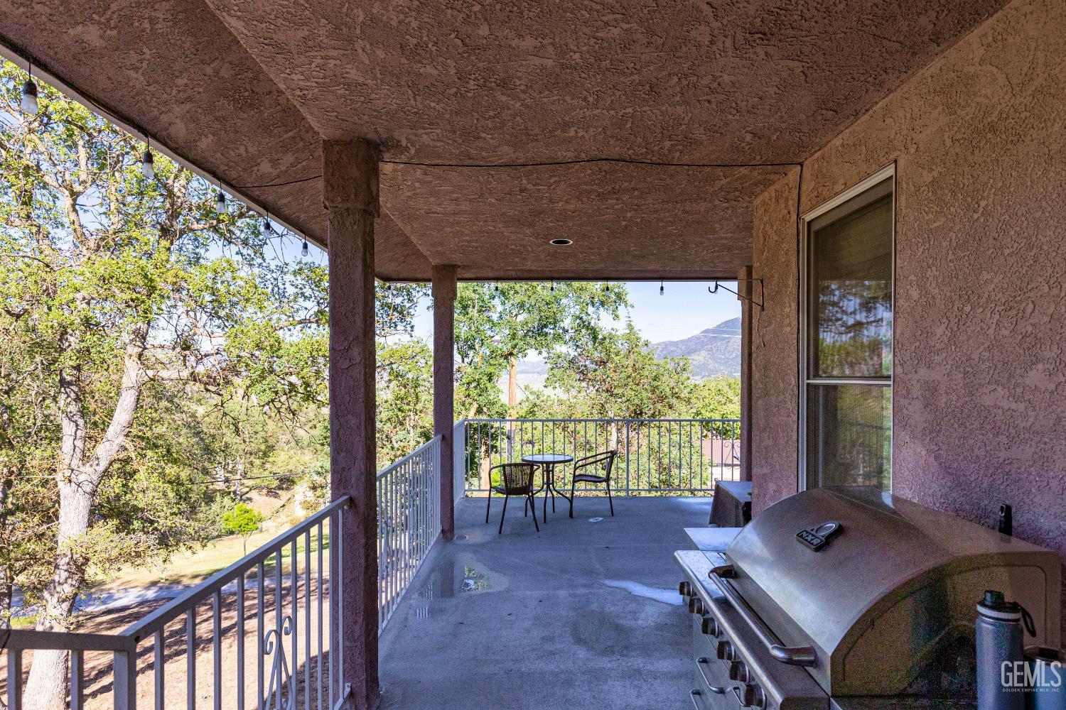 Undisclosed Address Tehachapi, CA 93561 - Photo 34 of 39 a view of a room with a large window