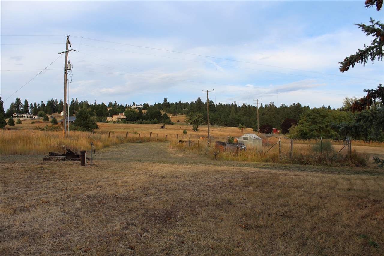5127 East Harmon Road Spokane, WA 99223 - Photo 7 of 20