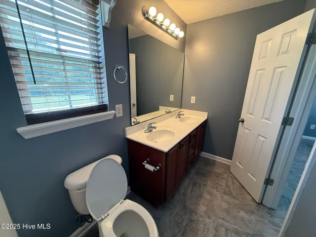 $1,625 | 203 Angie Court, Richlands, NC 28574