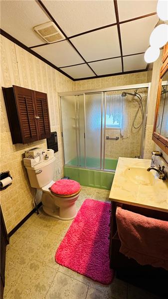 89 State Rte 908 Extension Tarentum, PA 15084 - Photo 33 of 48 a bedroom with a bed and wooden furniture