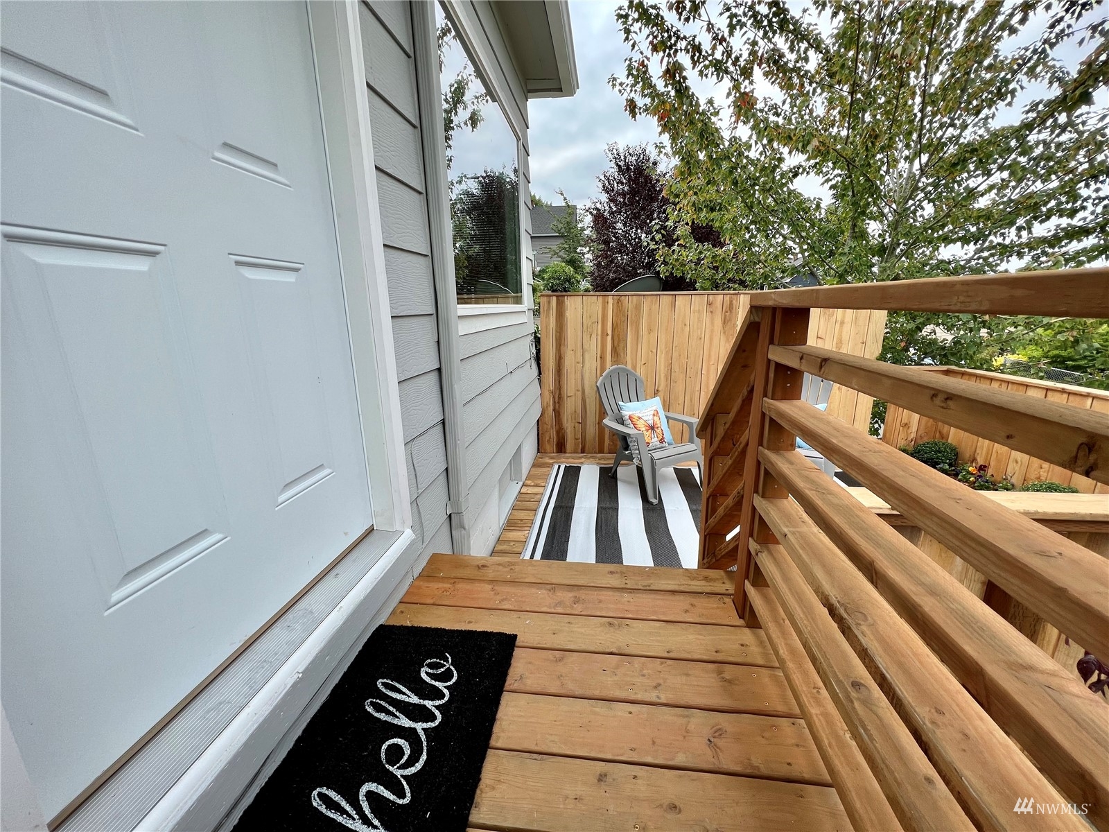 432 Cedar Avenue South Renton, WA 98057 - Photo 4 of 38 a view of outdoor space with seating