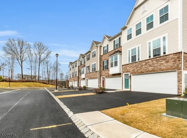 $3,800 | 3 Peckwell Street, Budd Lake, NJ 07828
