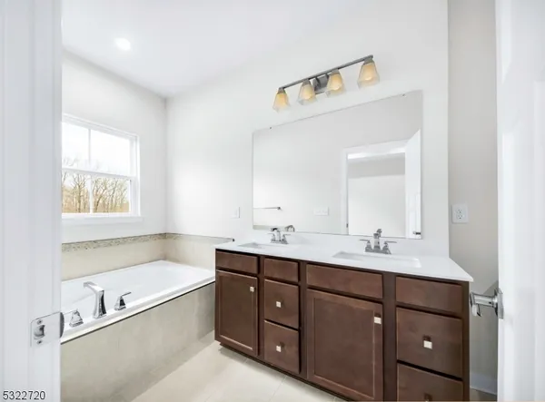 $3,800 | 3 Peckwell Street, Budd Lake, NJ 07828
