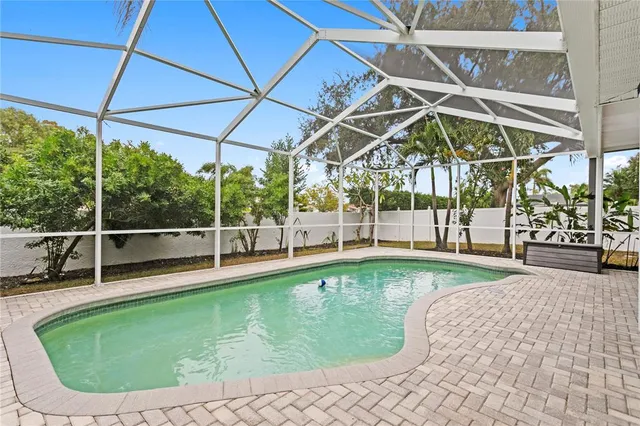 $469,000 | 1079 Sawgrass Drive, Tarpon Springs, FL 34689