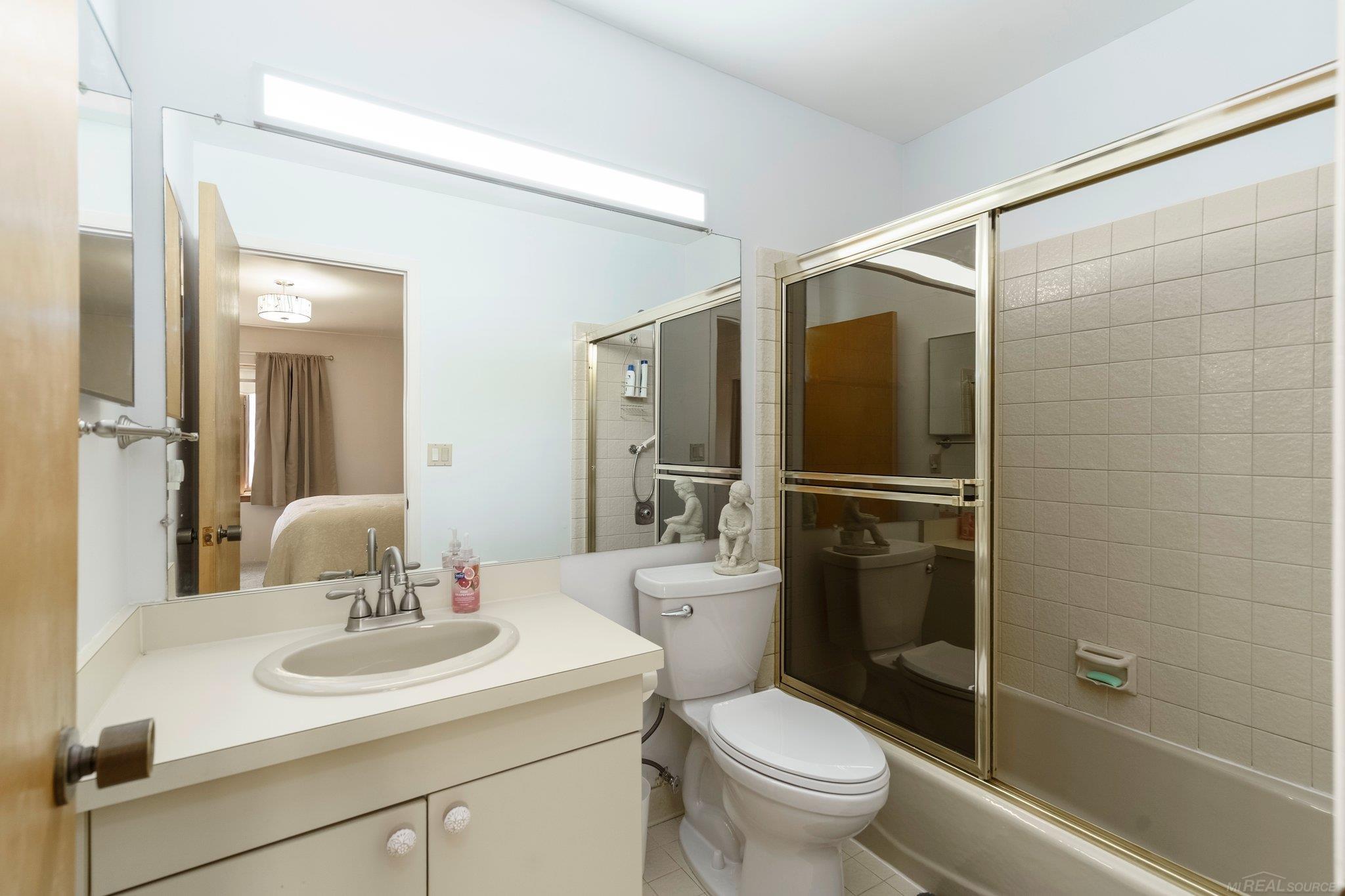 3997 River Road East China, MI 48054 - Photo 43 of 54